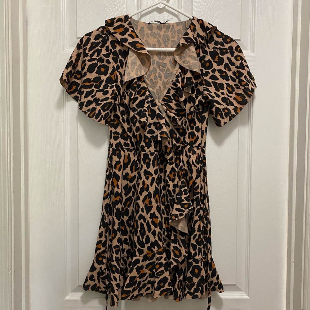 Petite Leopard Print Wrap & Ruffle Tea Dress